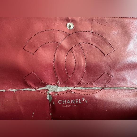 CHANEL Caviar Black Maxi Double Flap Classic Bag ( interior damage) - Picture 9 of 17